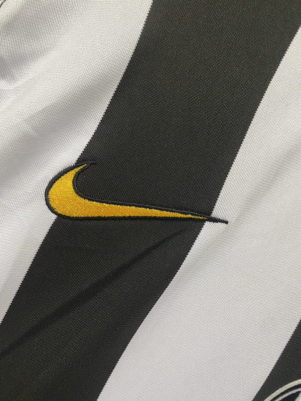 Retro 2005-06 Juventus Home Football jersey retro