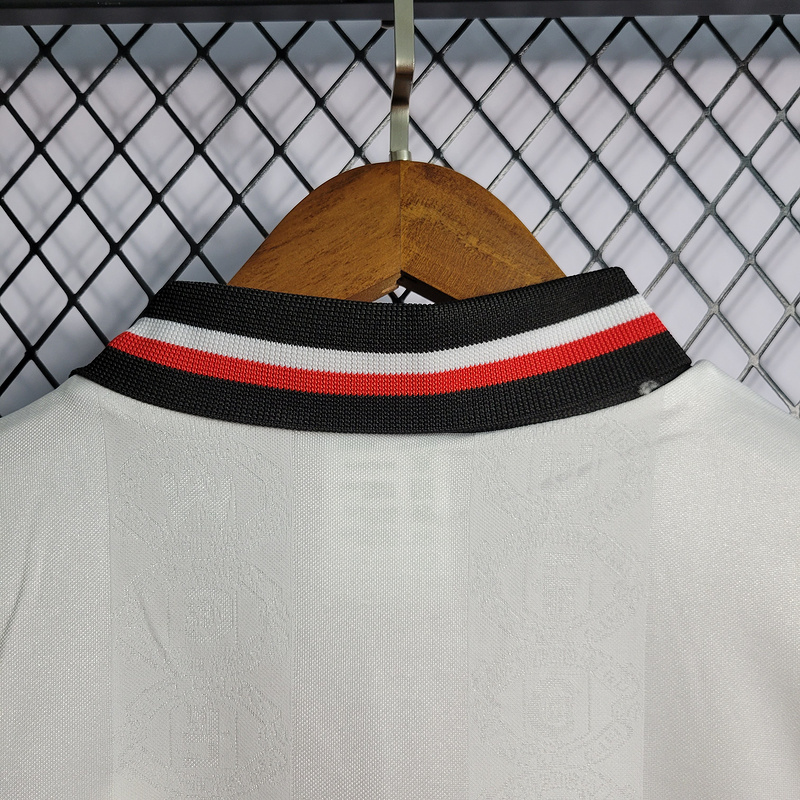 Retro 1997-99 Manchester United BECKHAM GIGGS KEANE SHERINGHAM Football jersey retro