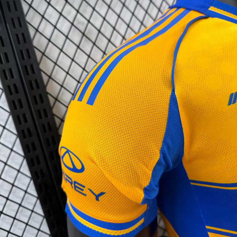 PLAYER 2025-26 Tigres UANL Home Football jersey
