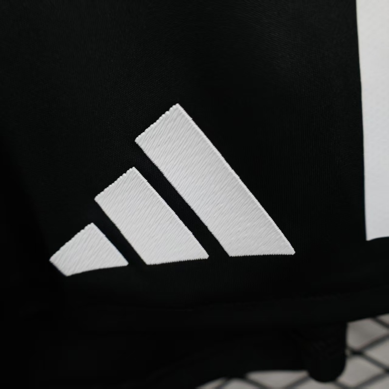 Player 2025-26 Shorts Newcastle United