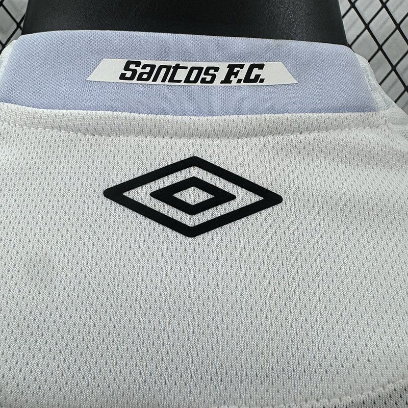 Player 2025-26 Santos Home Football jersey