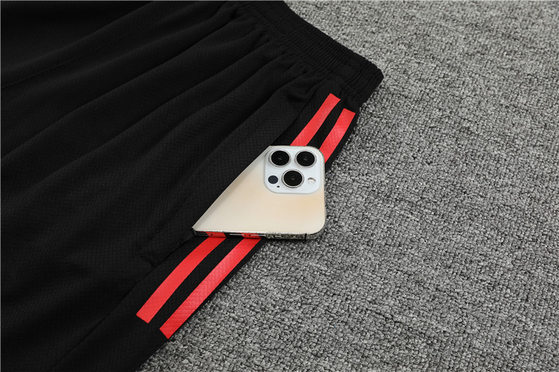 23-24 Manchester United short-sleeved training suit