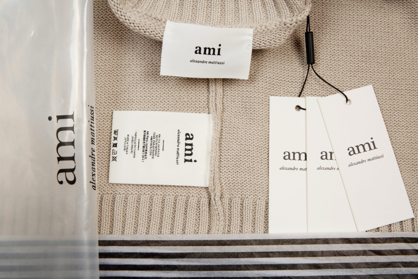 ami Unisex Sweater #AM-007