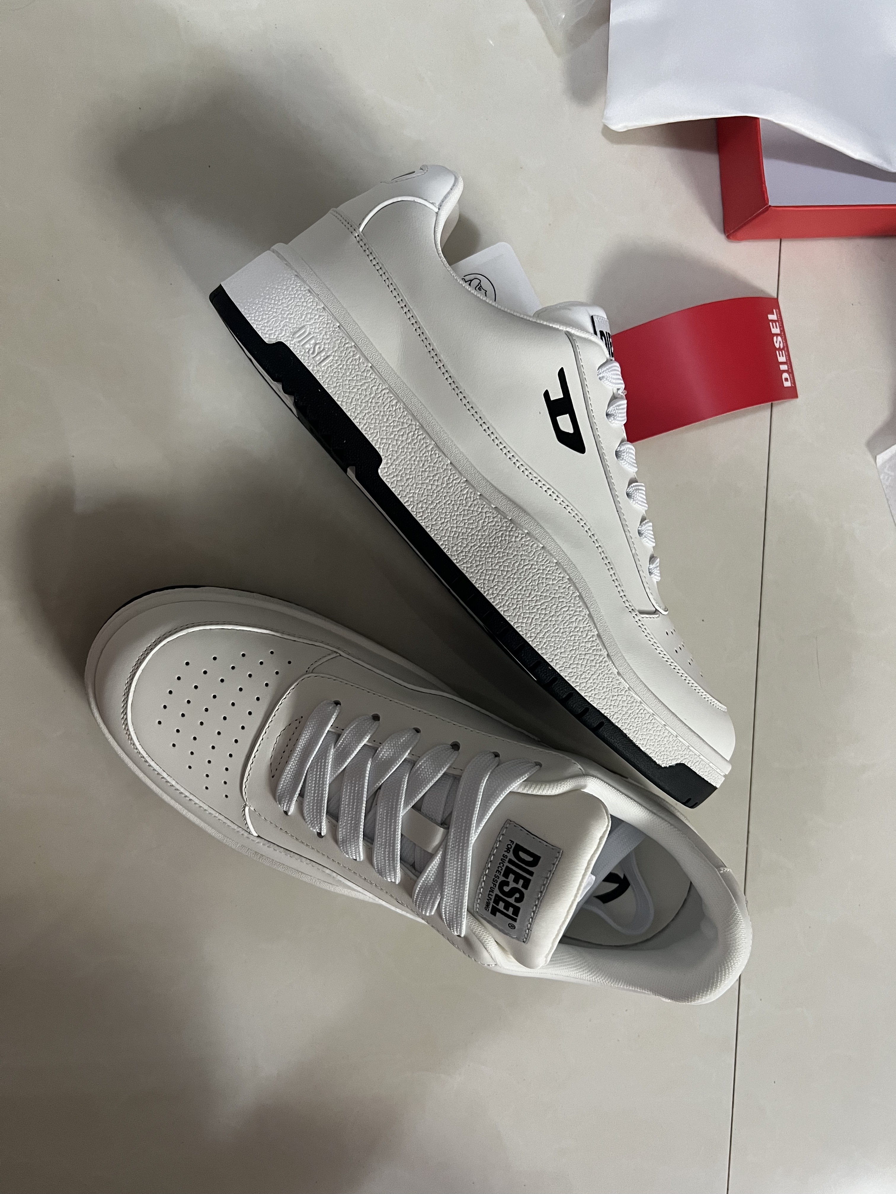 DIESEL Luxury Leather Sneaker Shoes DS-005