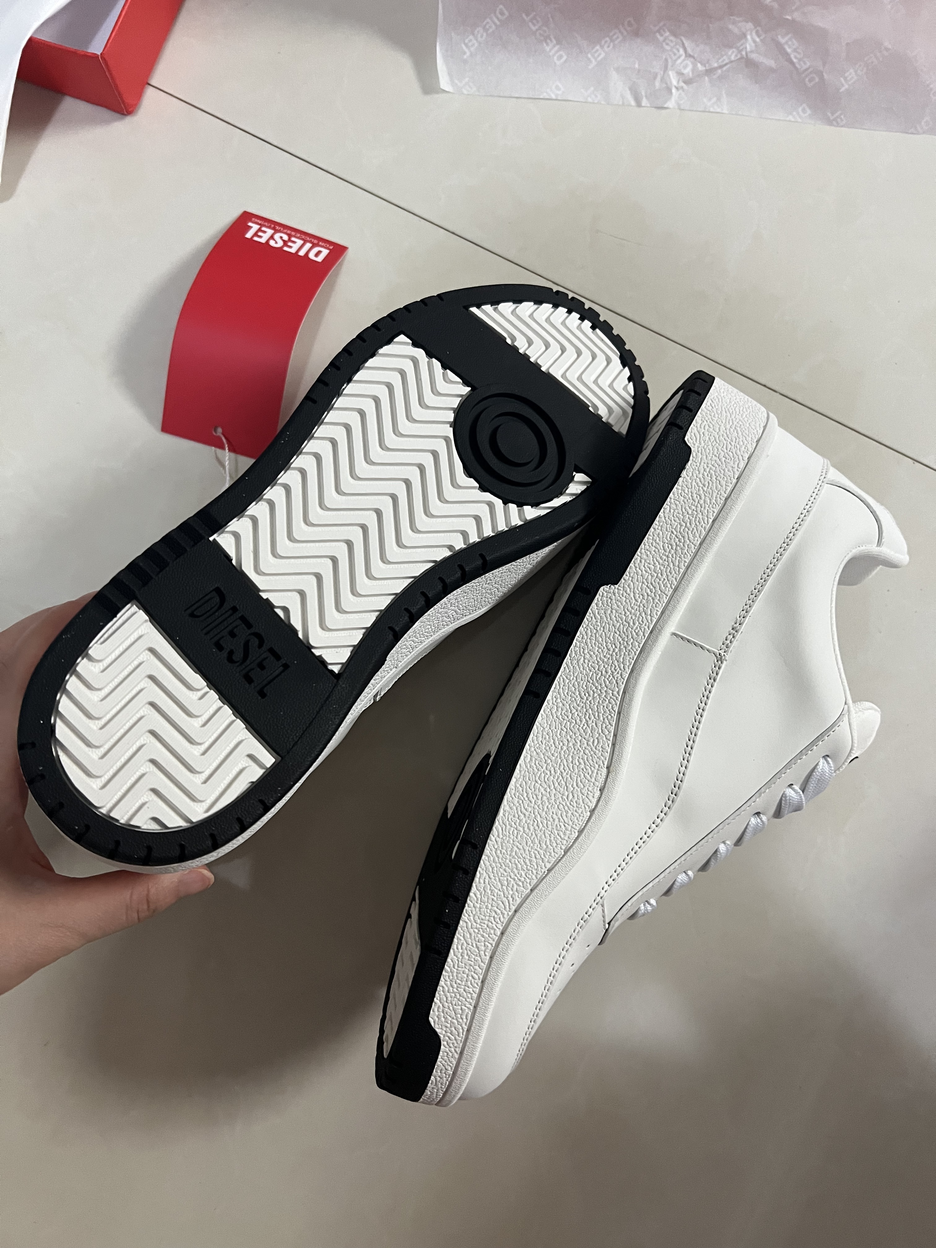 DIESEL Luxury Leather Sneaker Shoes DS-005