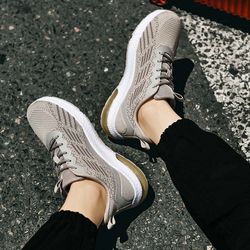 Men's Summer Breathable Mesh Running Shoes New Fashionable White Sneakers for Sports and Leisure