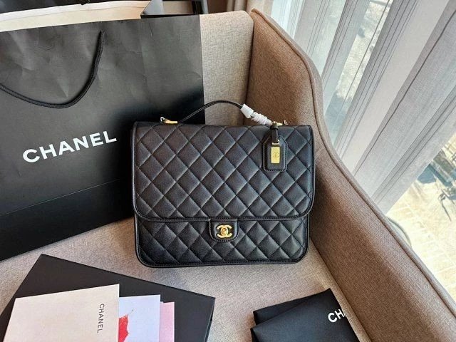[Purchasing level] Xiaoxiang chane* latest 22k messenger bag, small square bag, horizontal messenger bag, large shoulder chain bag, patent leather bag, caviar bag, woolen bag, tofu bag