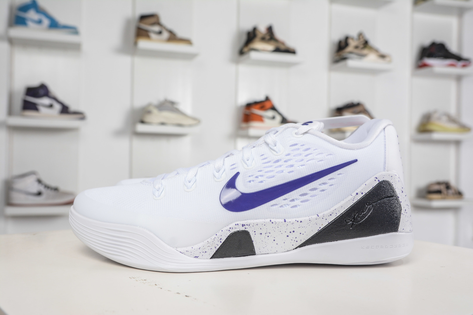 Nike
