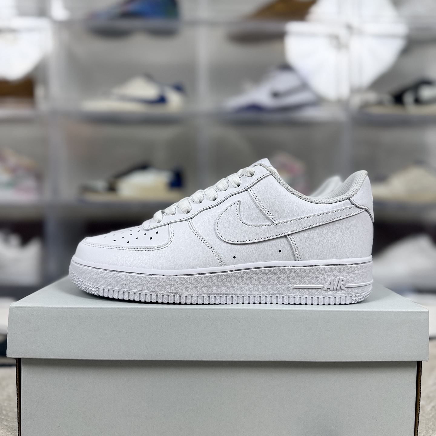 Nike
