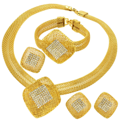 2025 Dubai Women's Fashion Jewelry Set Hot Selling Alloy Gold Plated Necklace Bracelet Earrings Rings Zircon Stone for Wedding