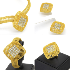 2025 Dubai Women's Fashion Jewelry Set Hot Selling Alloy Gold Plated Necklace Bracelet Earrings Rings Zircon Stone for Wedding