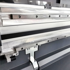 CS8 1.8m Sublimation Printer with 8 i3200 printheads