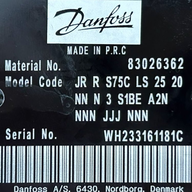 83026362 JRRS75CLS2520NNN3S1BEA2NNNNJJJNNN丹佛斯液压泵