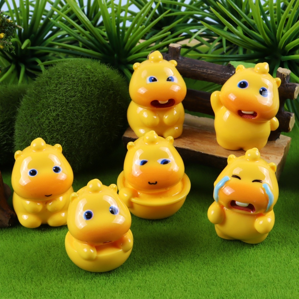 Cute Capybara Animal Figurine Auto Dashboard Desktop Decoration