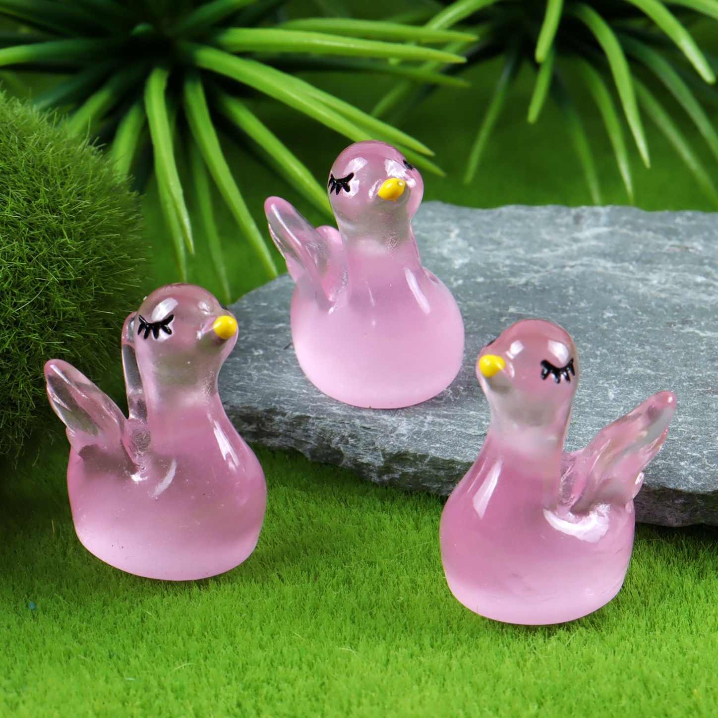 Glow In Dark Cartoon Spread Wings Swan Mini Figurine Car Micro Landscape Ornament
