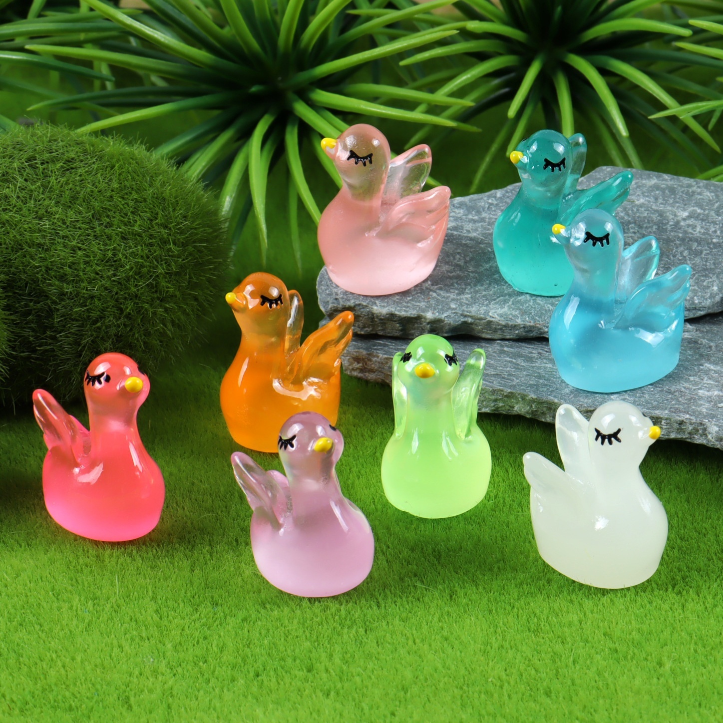 Glow In Dark Cartoon Spread Wings Swan Mini Figurine Car Micro Landscape Ornament