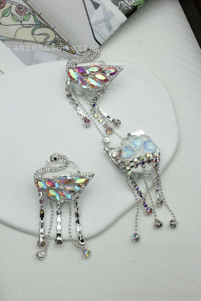 Cute Flamingo and Swan Beads with Hanging Chain, Straight Hole Accessories for Pen Making