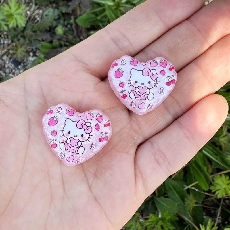 Acrylic Heart Shaped Beads with Double-sided Hello Kitty Print, Through Hole Charms for Bead Pens & Phone Chains