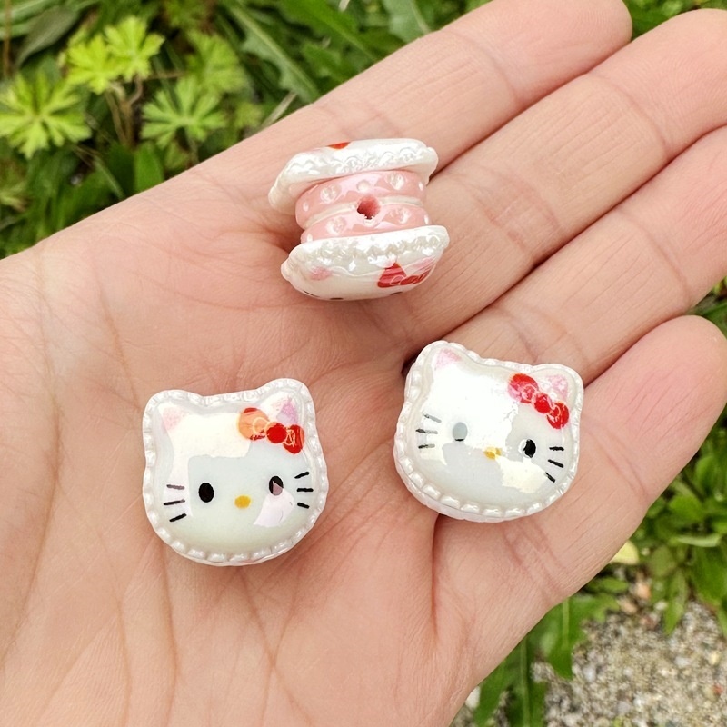 Cute Resin Hello Kitty Sandwich Cookie Beads, Through Hole Beads for DIY Phone Charms & Keychains