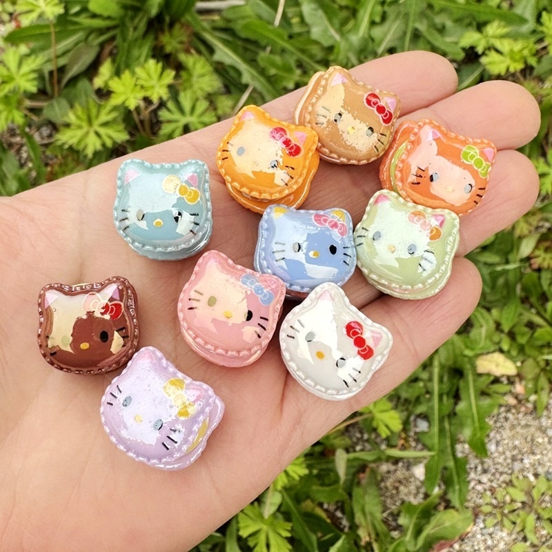 Cute Resin Hello Kitty Sandwich Cookie Beads, Through Hole Beads for DIY Phone Charms & Keychains