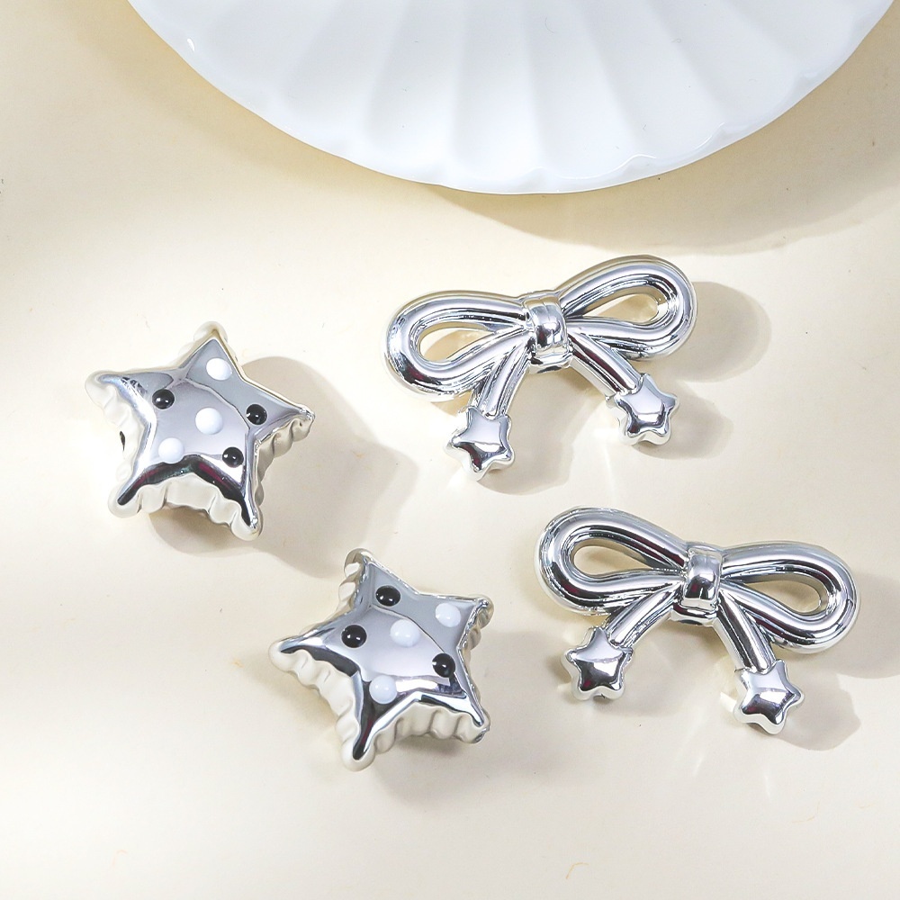 Cute acrylic bow star drip oil beads for DIY jewelry making. Perfect for phone straps, keychains, beaded pens & necklaces