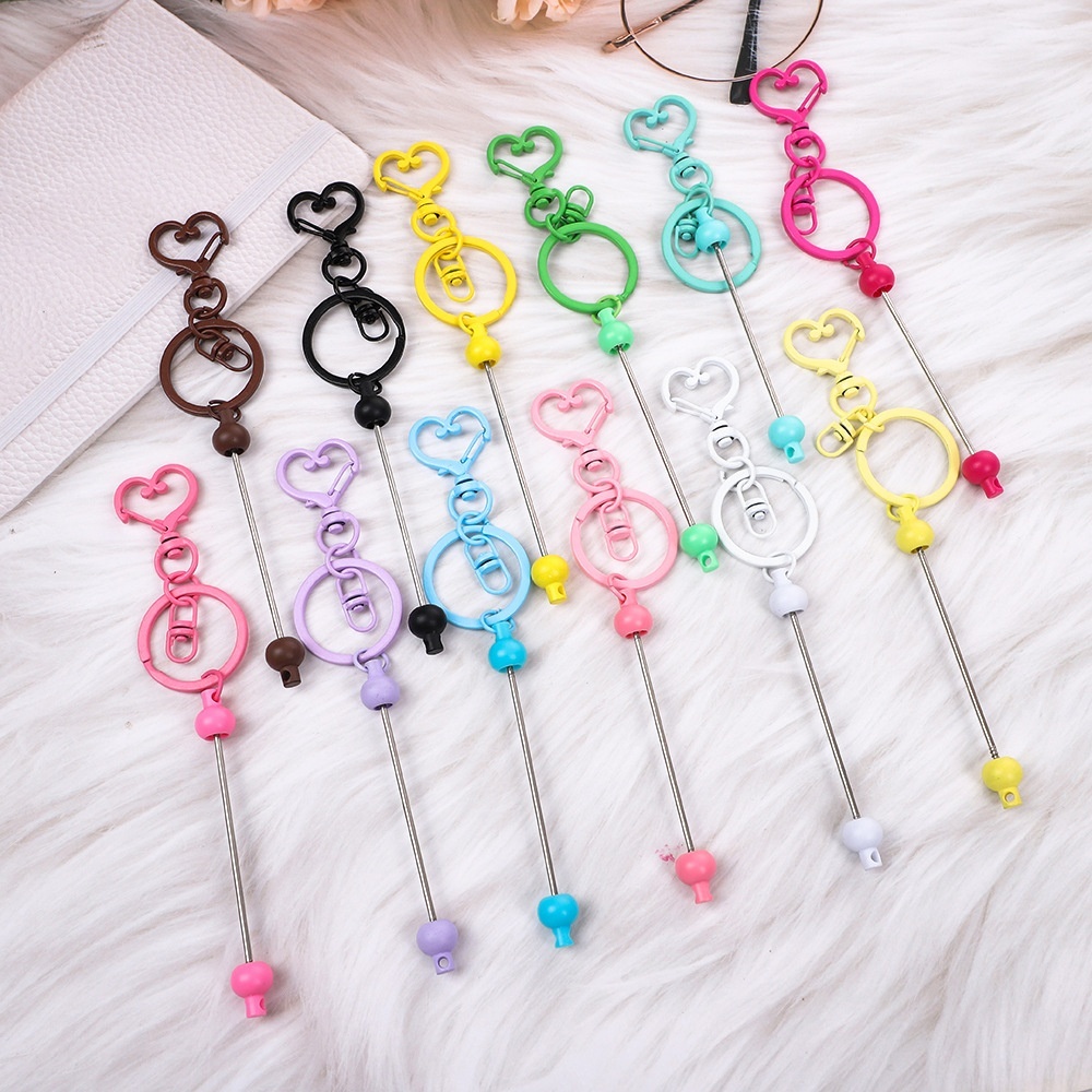 Colorful DIY Heart-Shaped Keychain Set – Durable Love Heart Keyring for Bags, Keys & Backpacks