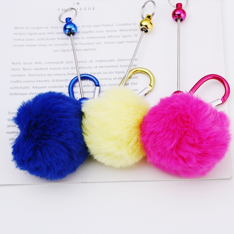 Kawaii DIY Colorful Pom-Pom Keychain – Perfect Fluffy Backpack Charm for Students