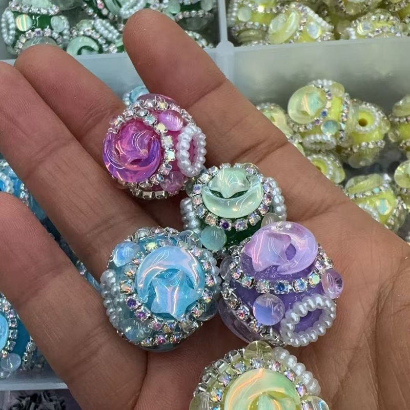 Ombre Swirl Rose Rhinestone Beads