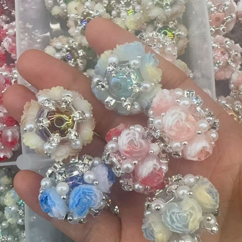 Royal Rose Pearl Rhinestone Beads