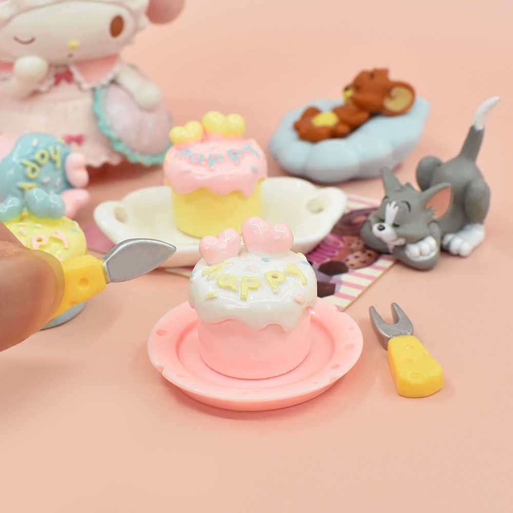 Creamy Macaron Heart Cake Resin Miniature Food Toys DIY Craft Accessories
