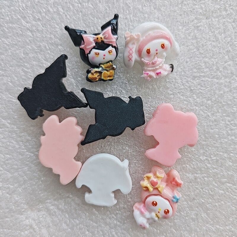 Classic Sanrio cartoon modeling, lovely and fashionable appearance. High-quality resin material, smooth surface, firm and durable.
