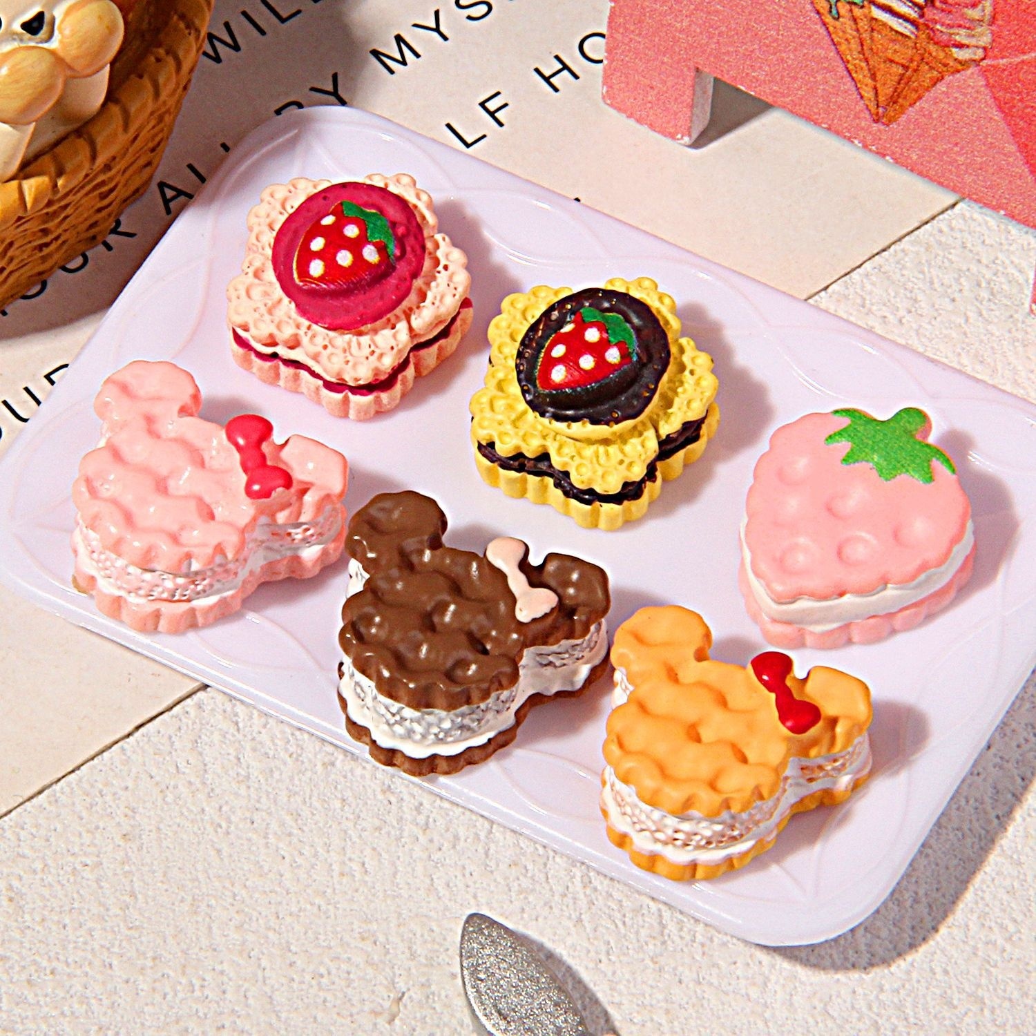 3D Cute Bear Cat Rabbit Animal Resin Figurines DIY Micro Landscape Ornaments Keychain Accessories