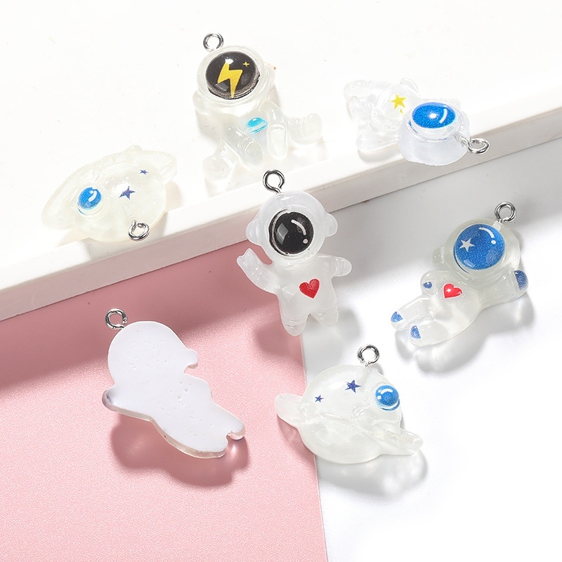 Cartoon Astronaut Resin Charms DIY Handmade Necklace Bracelet Earrings Creative Accessories