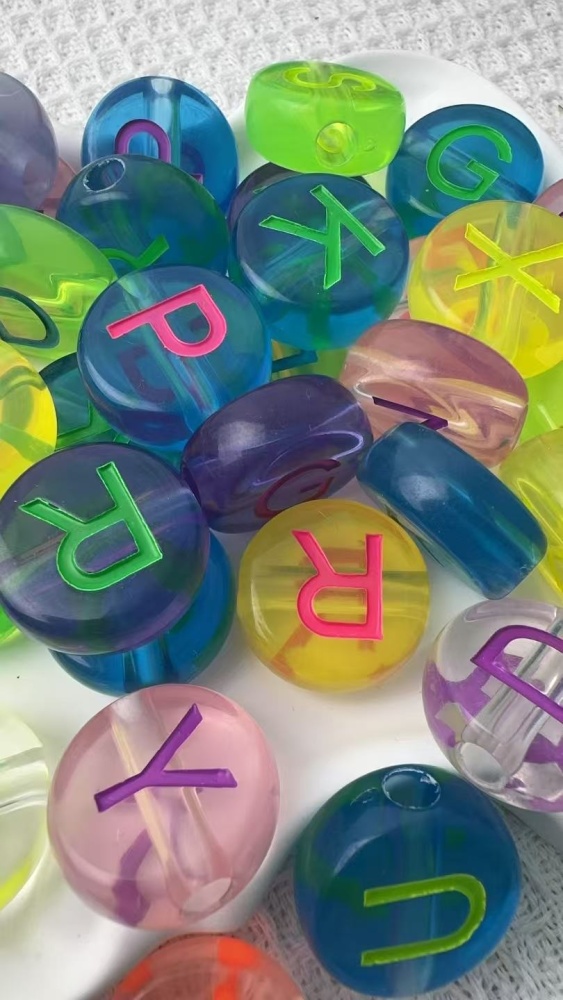 Candy Color Transparent Acrylic Alphabet Beads, Plastic Letter Beads for DIY Jewelry Wholesale