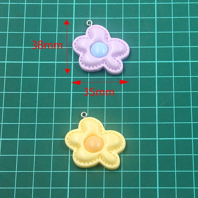 Five-Petal Plant Flower Resin Pendants, DIY Charms for Bracelet Bag Accessories Wholesale