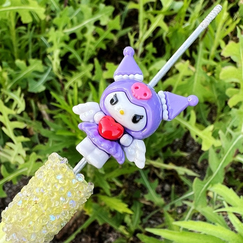 Standing Kuromi Silicone Doll Through Hole Beads, DIY Phone Lanyard, Keychain, Car Charm & Beadable Pen Accessories Wholesale