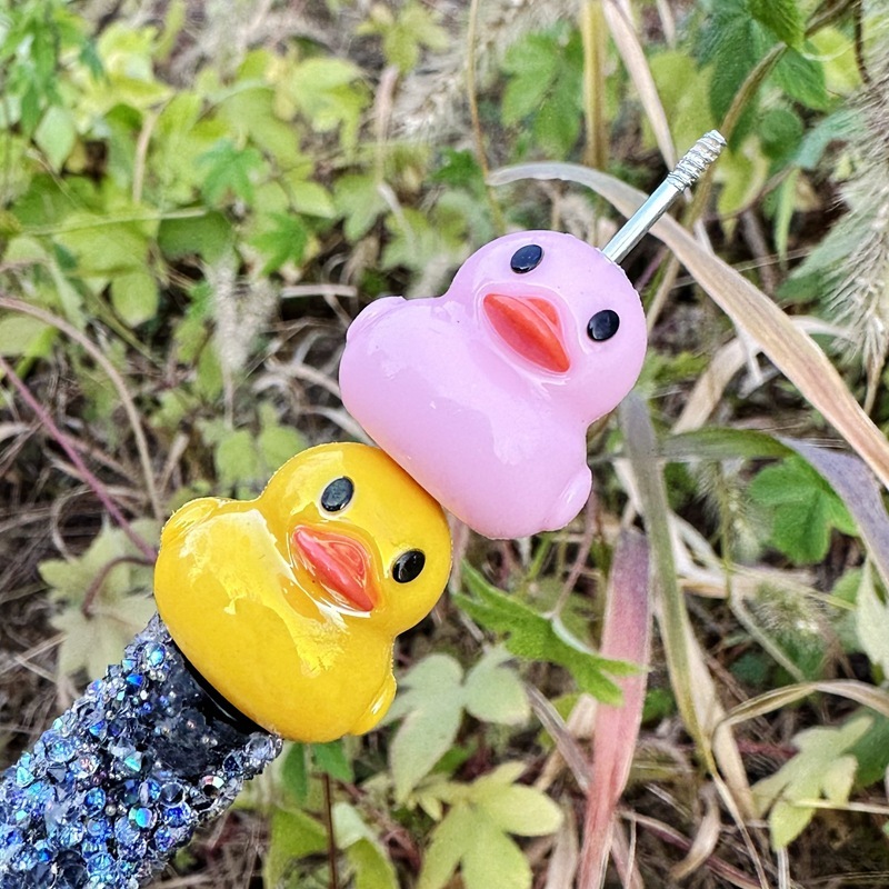 25mm Cute Little Duck Silicone Through Hole Beads, DIY Phone Lanyard Keychain Car Pendant & Beadable Pen Accessories Wholesale
