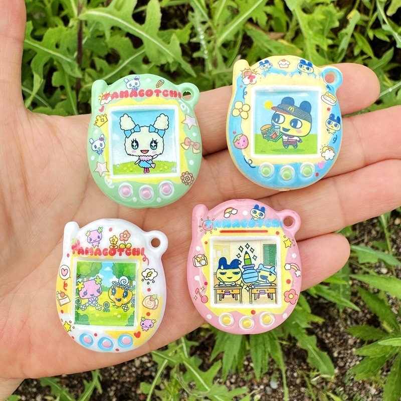 Mameguchi Double Sided Printed Tamagotchi Beads, Through Hole Resin Beads for DIY Car Pendant, Phone Lanyard & Handmade Jewelry Wholesale