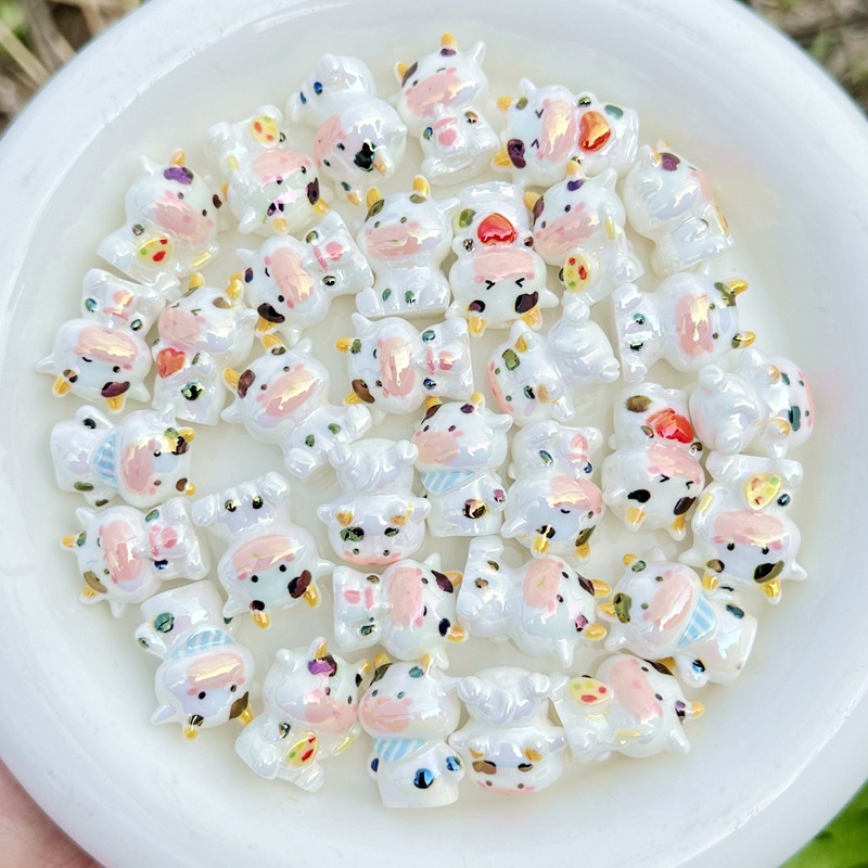 20mm 3D Cow Doll Resin Through Hole Beads, DIY Beadable Pen Bracelet Keychain Bag Charm Jewelry Making Supplies Wholesale