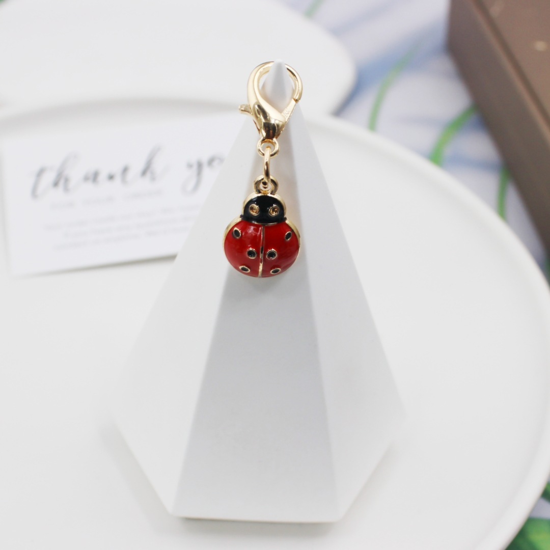 Low MOQ Bulk DIY Hanging Keychain Charms Wholesale Small Business Craft Stock