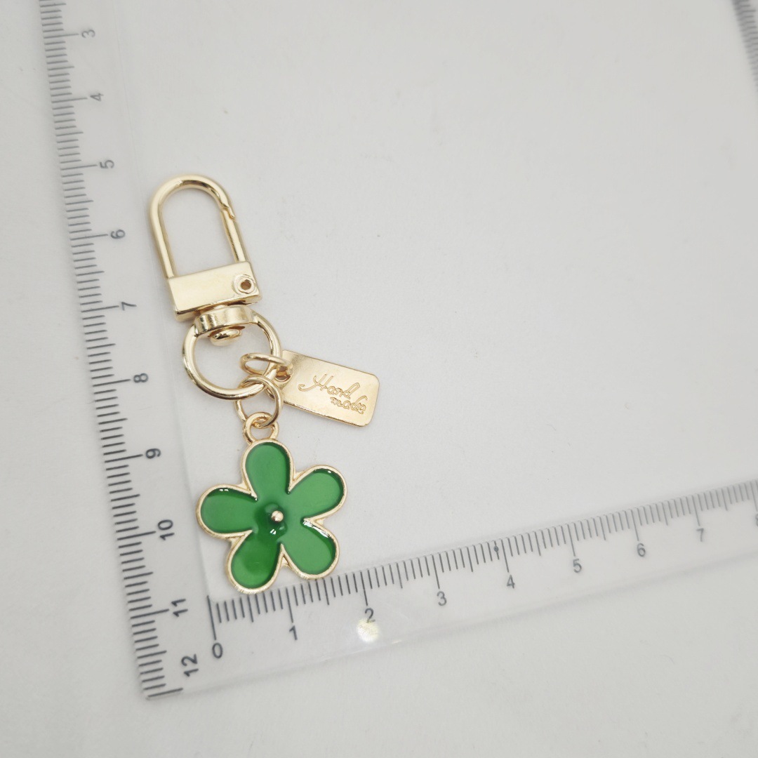 Global Fast Ship DIY Hanging Keychain Charms Bulk Wholesale Overseas Craft Buyers