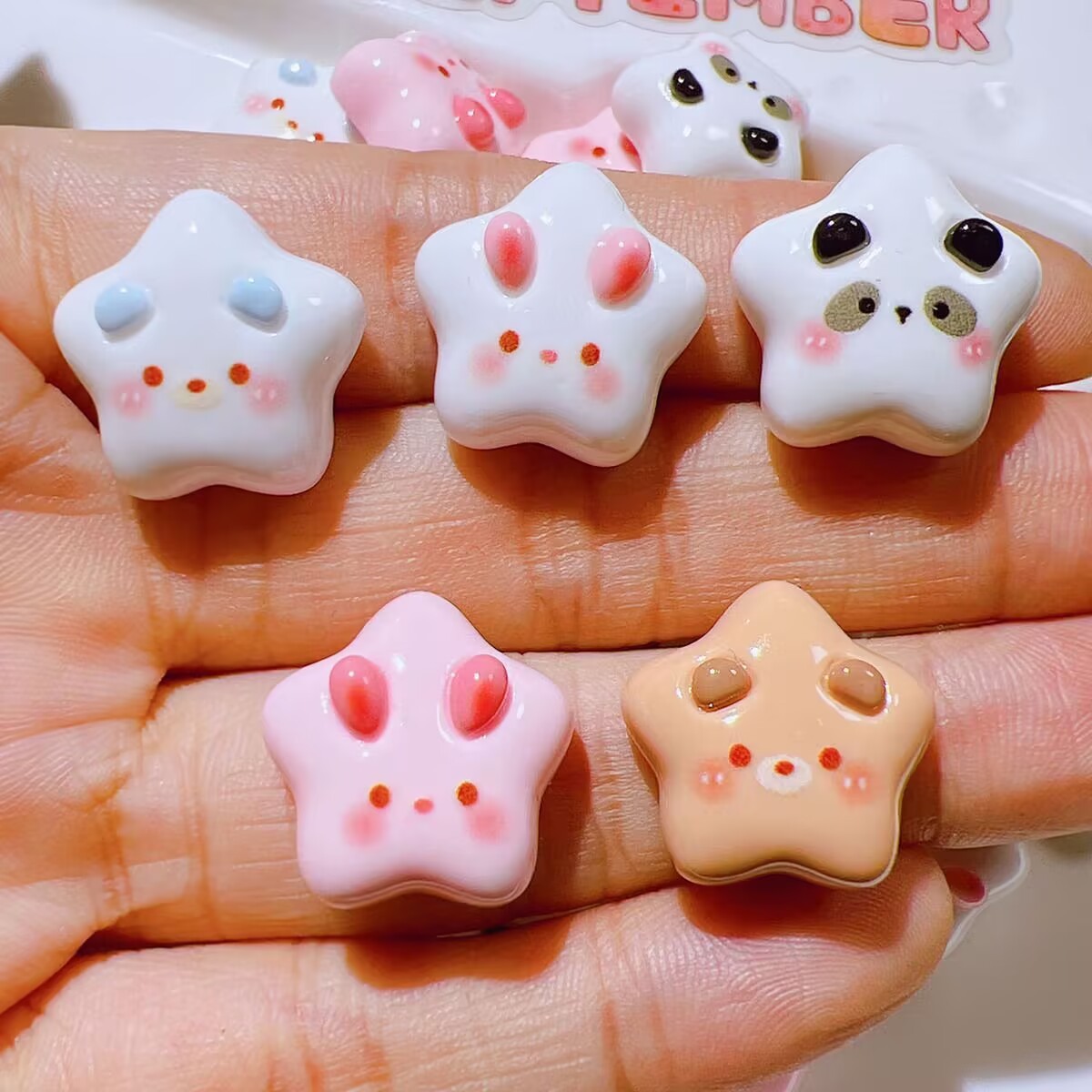 Bulk All-Match Cartoon Resin Charms Wholesale Universal Craft Decorative Pendants