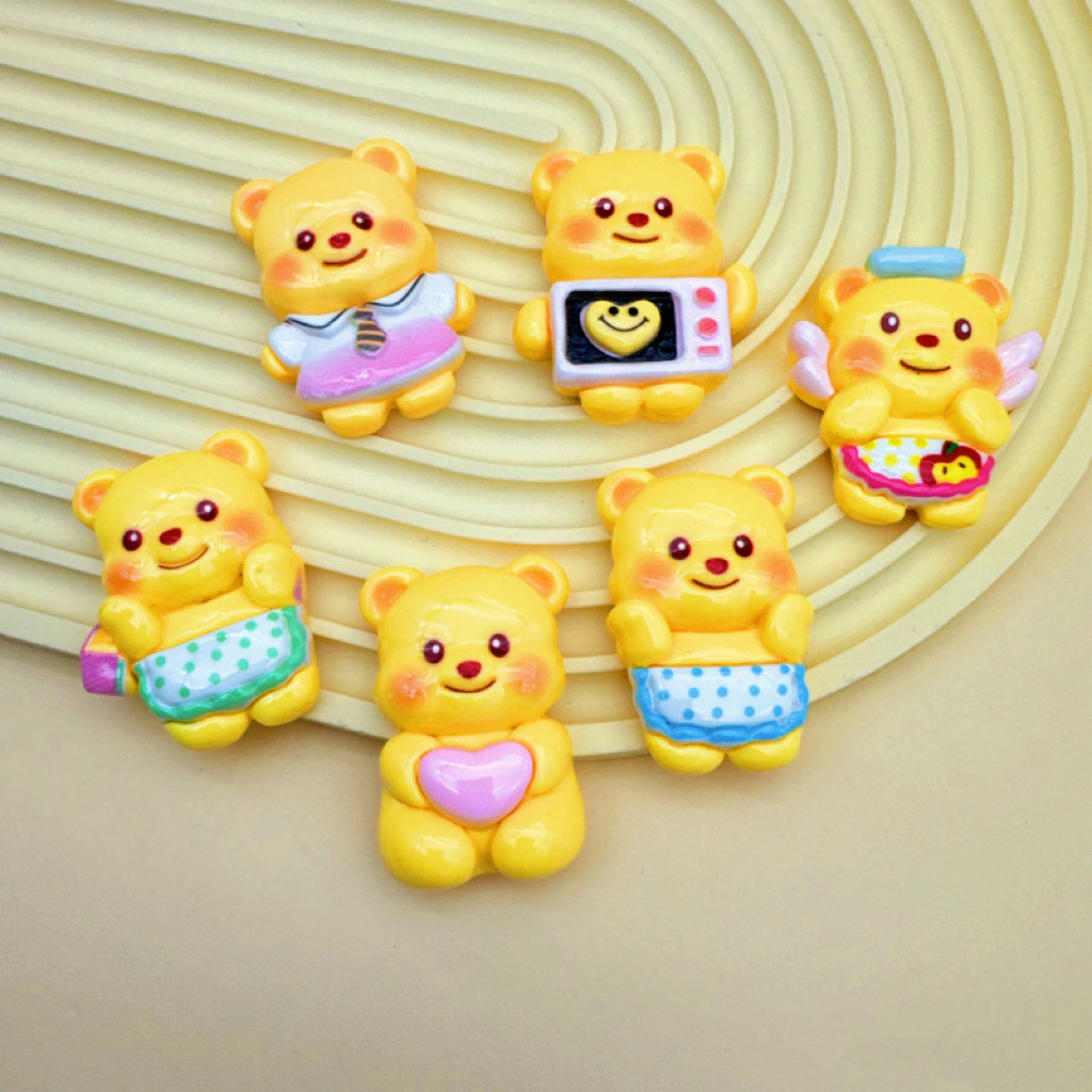 Wholesale Basic Cartoon Resin Pendants Bulk Universal DIY Phone Case Resin Raw Materials