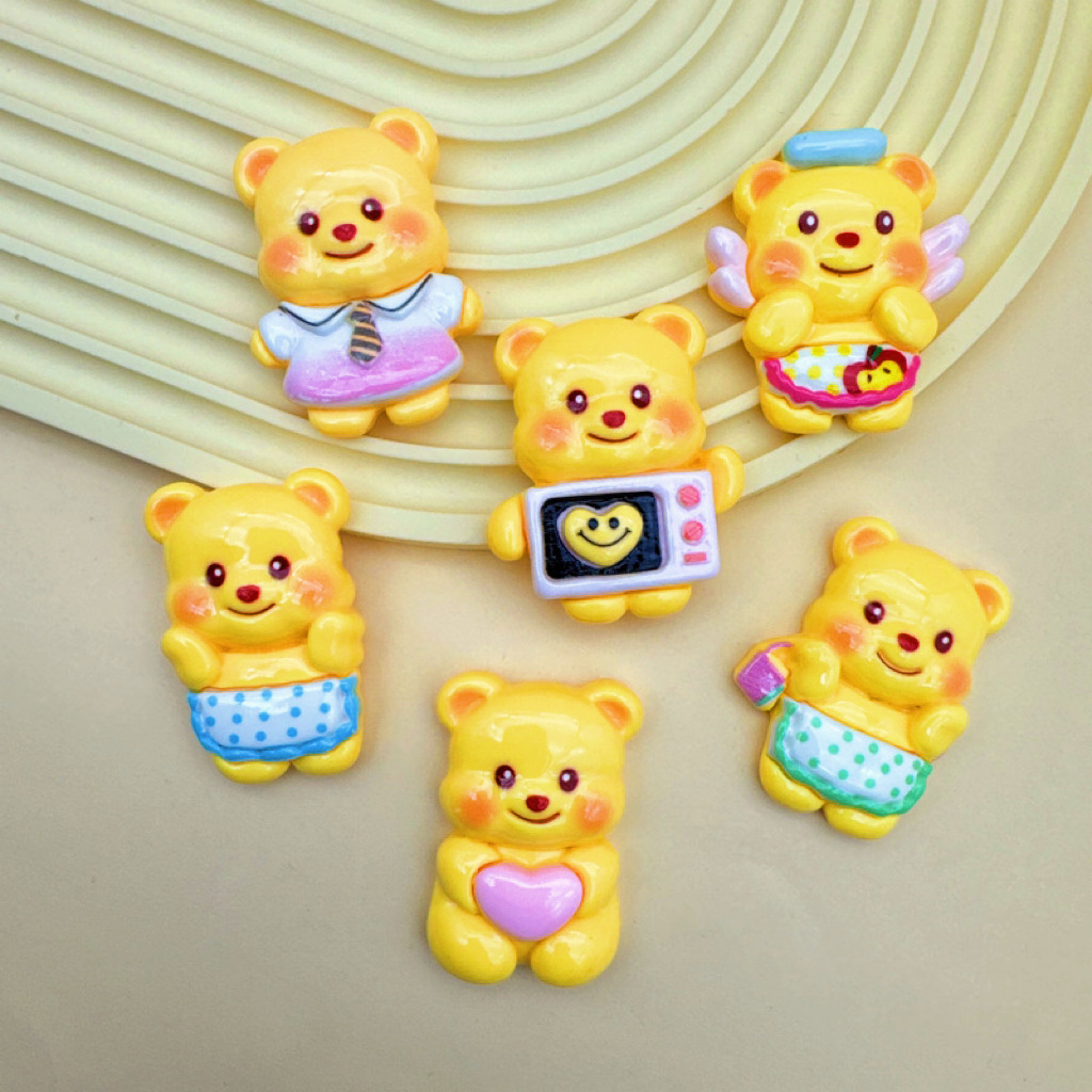 Wholesale Basic Cartoon Resin Pendants Bulk Universal DIY Phone Case Resin Raw Materials