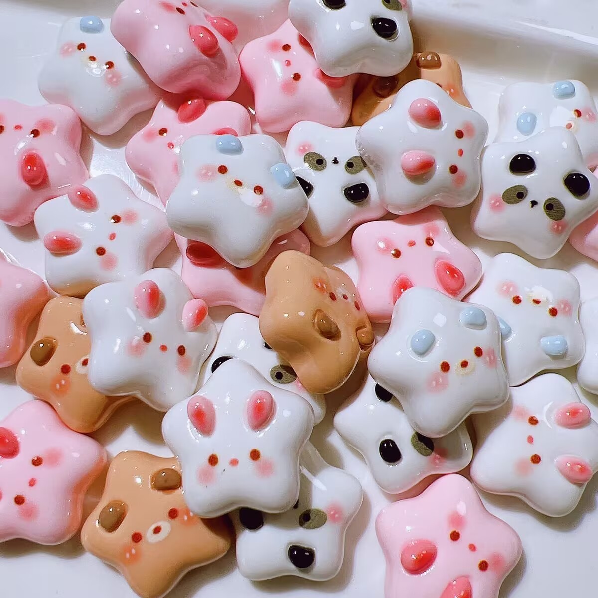 Bulk All-Match Cartoon Resin Charms Wholesale Universal Craft Decorative Pendants