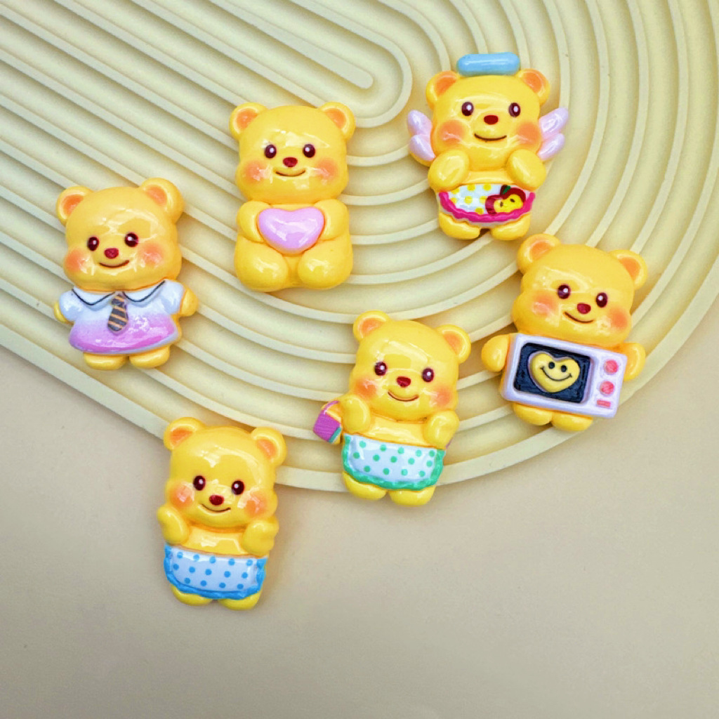 Wholesale Basic Cartoon Resin Pendants Bulk Universal DIY Phone Case Resin Raw Materials