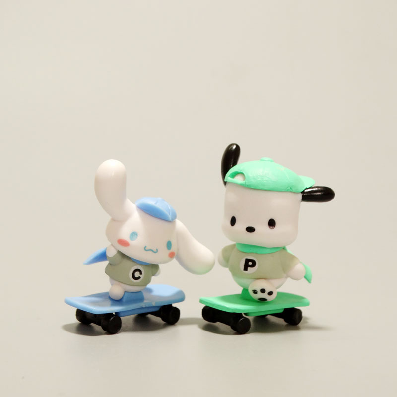 Wholesale Classic PVC Mini Doll Figurines Bulk Universal PVC Ornaments for Phone Case Making