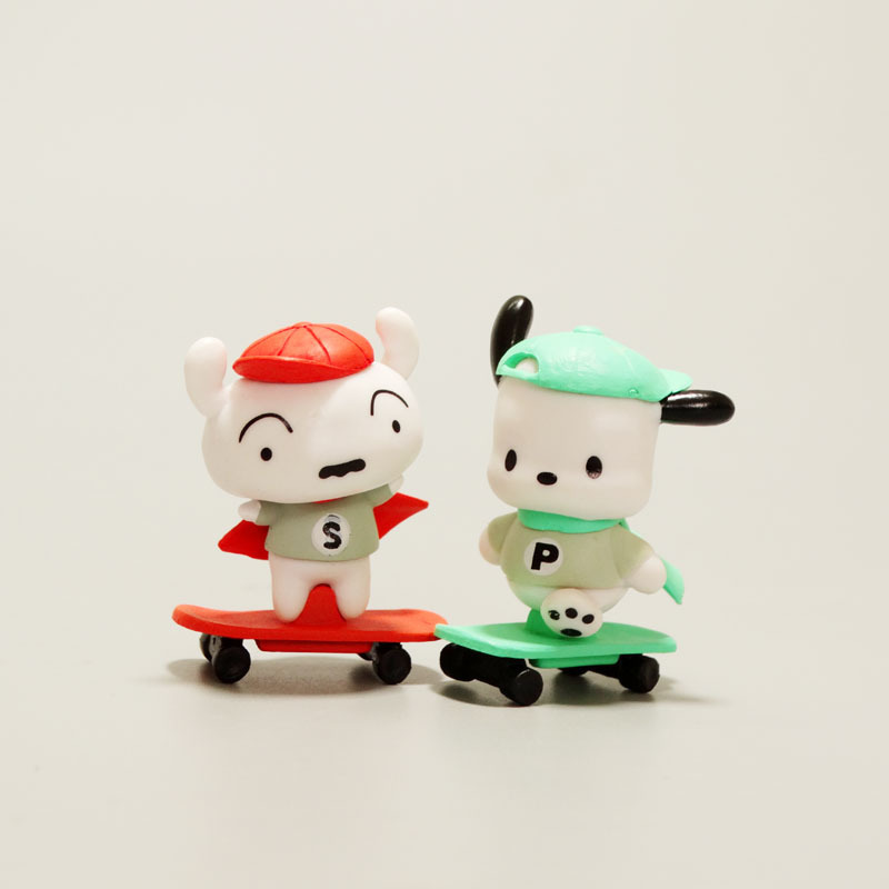 Wholesale Classic PVC Mini Doll Figurines Bulk Universal PVC Ornaments for Phone Case Making
