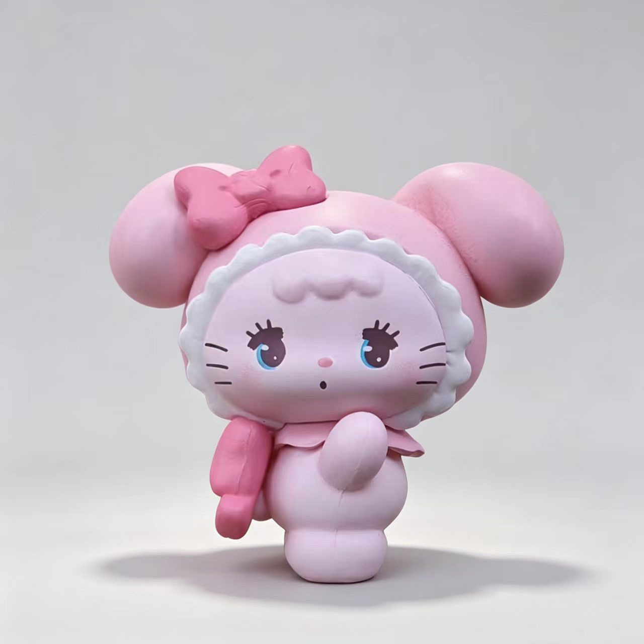 Wholesale Universal PVC Mini Figurine Ornaments, Tiny PVC Doll Miniatures for Scene Model Decoration