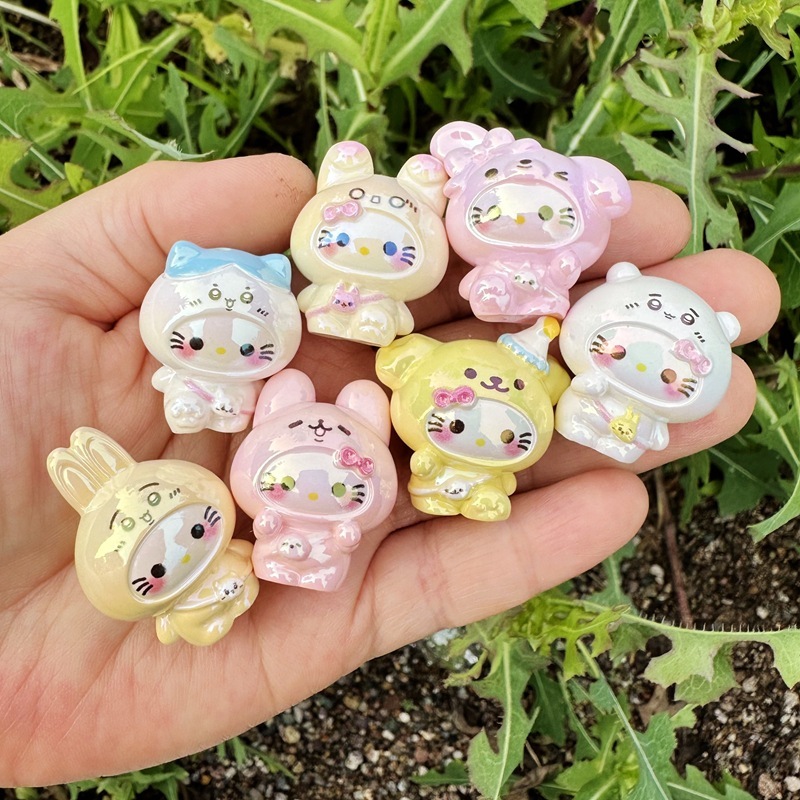 Bulk Mixed Vertical Hole Cartoon Resin Beads Wholesale Craft Shop DIY Jewelry Making Inventory
